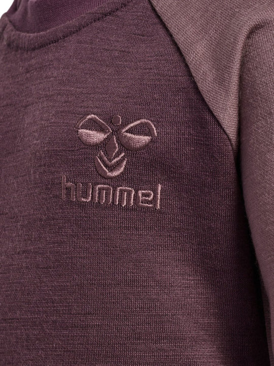 hummel WULBATO SWEATSHIRT - HUCKLEBERRY | Torgunns Barneklær AS