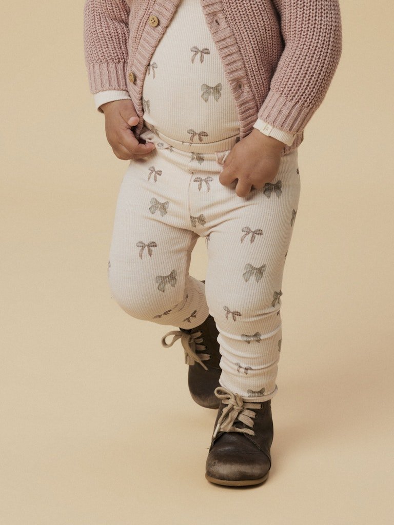 Lil' Atelier Baby GAVO EFI SLIM LEGGING NOOS - Silver Peony | BOW | Torgunns Barneklær AS