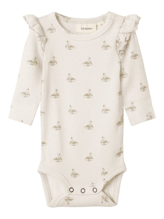 Lil' Atelier Baby GAVO EKO LS SLIM BODY NOOS - Pastel Parchment | SWAN | Torgunns Barneklær AS