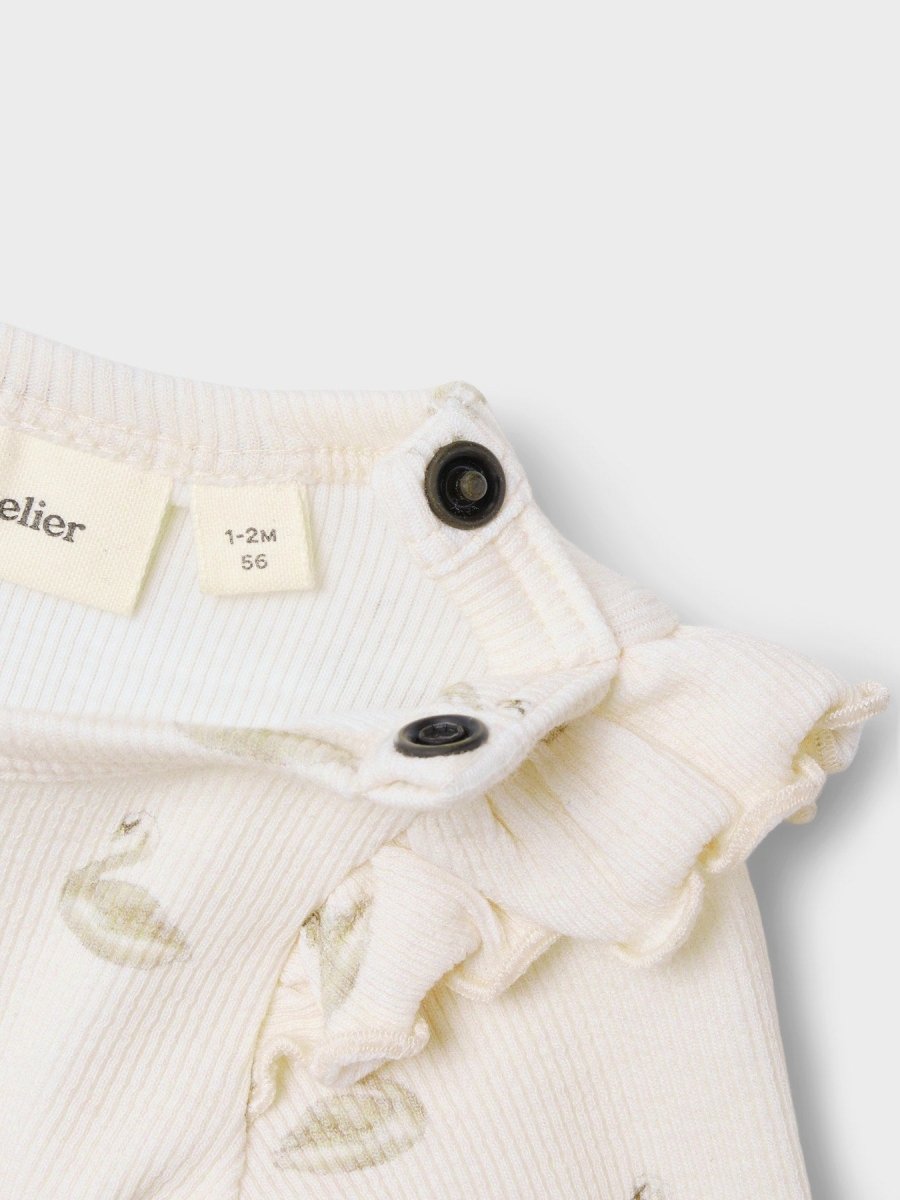 Lil' Atelier Baby GAVO EKO LS SLIM BODY NOOS - Pastel Parchment | SWAN | Torgunns Barneklær AS