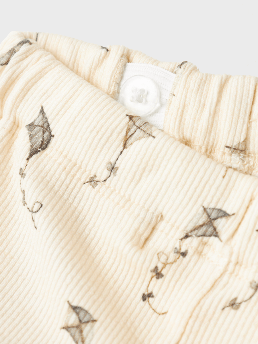 Lil' Atelier BABY GAVO ELO LOOSE PANT NOOS - Turtledove Kites | Torgunns Barneklær AS