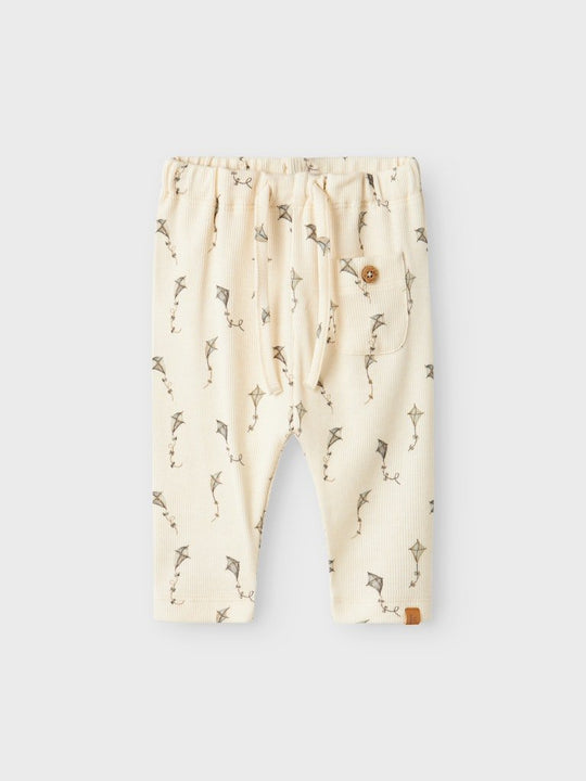 Lil' Atelier BABY GAVO ELO LOOSE PANT NOOS - Turtledove Kites | Torgunns Barneklær AS