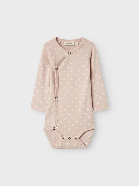 Lil' Atelier Baby GAYO LS SLIM WRAP BODY - Peach Whip | Torgunns Barneklær AS