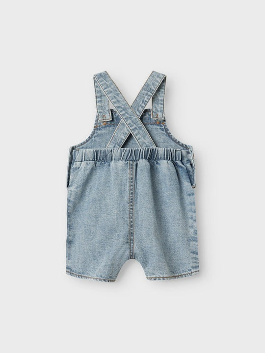 Lil' Atelier Baby HILBERT DENIM SHORT OVERALL - Light Blue Denim | Torgunns Barneklær AS