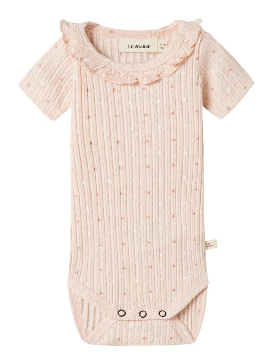 Lil' Atelier Baby HULLA HUA SS SLIM BODY - Peach Blush | Torgunns Barneklær AS