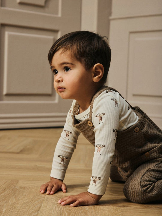 Lil' Atelier Baby LAVO ENK LS SLIM BODY - Turtledove | STRONG MAN | Torgunns Barneklær AS