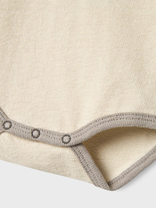 Lil' Atelier Baby NUNAN SS LOOSE BODY - Turtledove Vapor Blue | Torgunns Barneklær AS