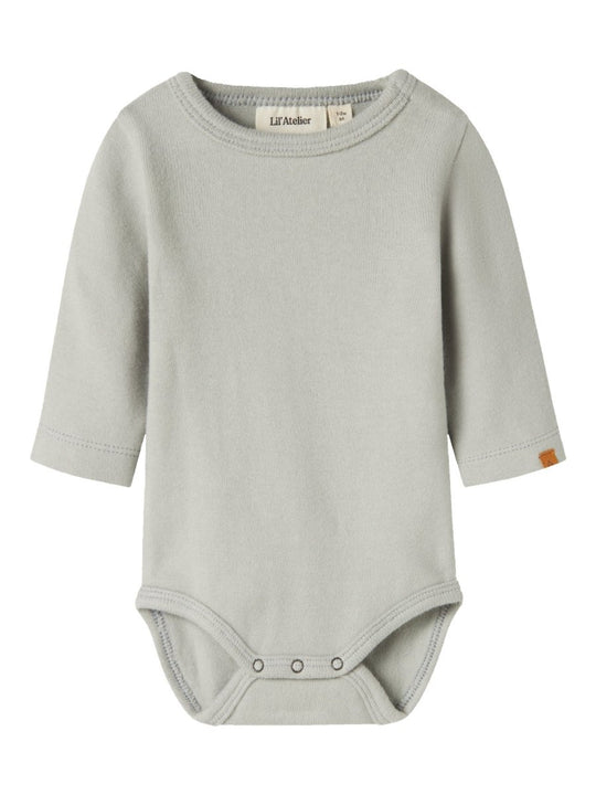 Lil' Atelier BABY THORO LEO LS SLIM BODY - Pigeon | Torgunns Barneklær AS