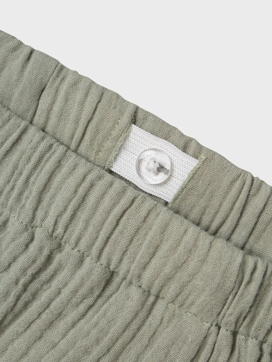 Lil' Atelier MINI JANU LOOSE SHORTS - Seagrass | Torgunns Barneklær AS