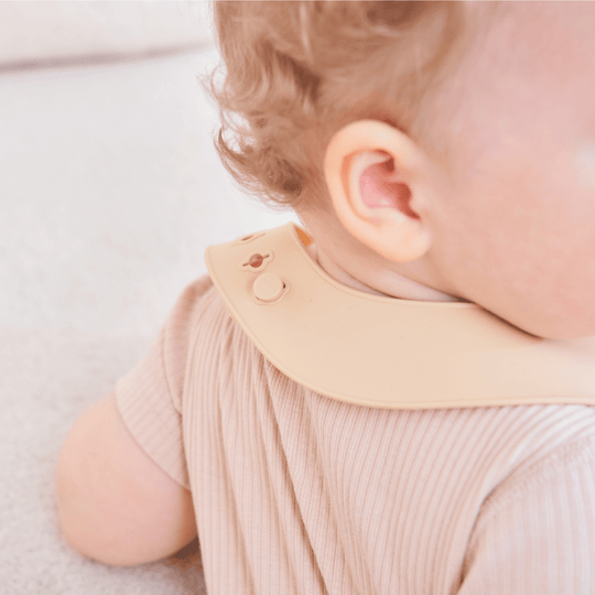 mombella | Silikon Smekke - Lysblå | Torgunns Barneklær AS