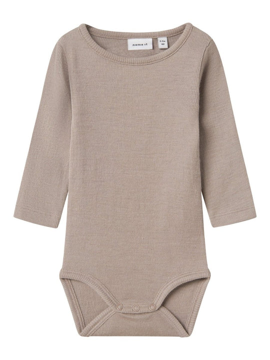 name it baby ULL/SILKE WOSSA RIB LS BODY - Satellite | Torgunns Barneklær AS