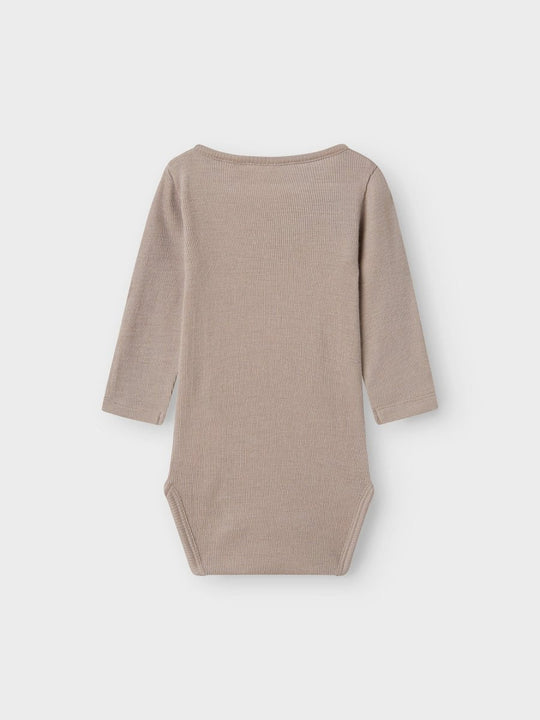 name it baby ULL/SILKE WOSSA RIB LS BODY - Satellite | Torgunns Barneklær AS