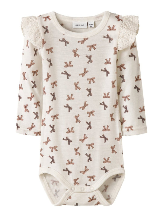 name it baby WANG WOOL RIB LS BODY AOP W/FLOUNCE - Snow White | Bows | Torgunns Barneklær AS