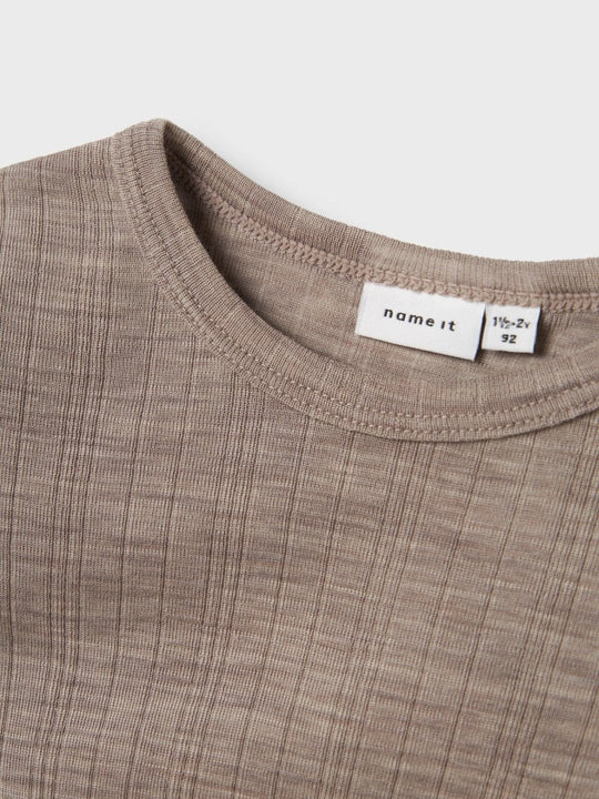 name it mini WANG WOOL NEEDLE LS TOP SOLID NOOS - Satellite | Torgunns Barneklær AS