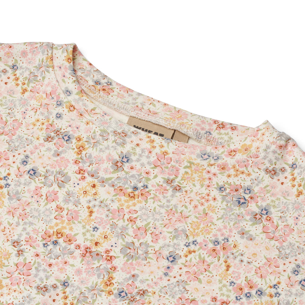 Wheat Main T-Shirt S/S Ally - Bright flowers