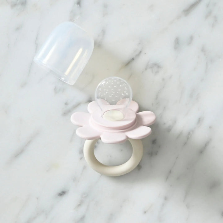 Jack o Juno | Poppy Fruit Feeder - Cream &amp; Light Pink