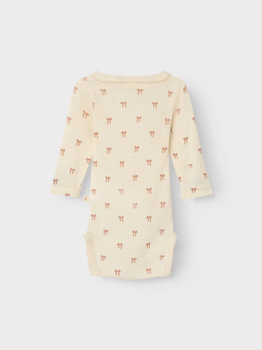Lil' Atelier Baby WOOL NALU LS SLIM BODY NOOS - Turtledove Melange | Bow - Torgunns Barneklær AS