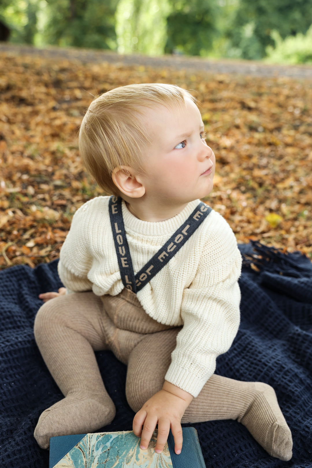 Silly Silas® | Classic strømpebukse med seler – Peanut Blend Patterned