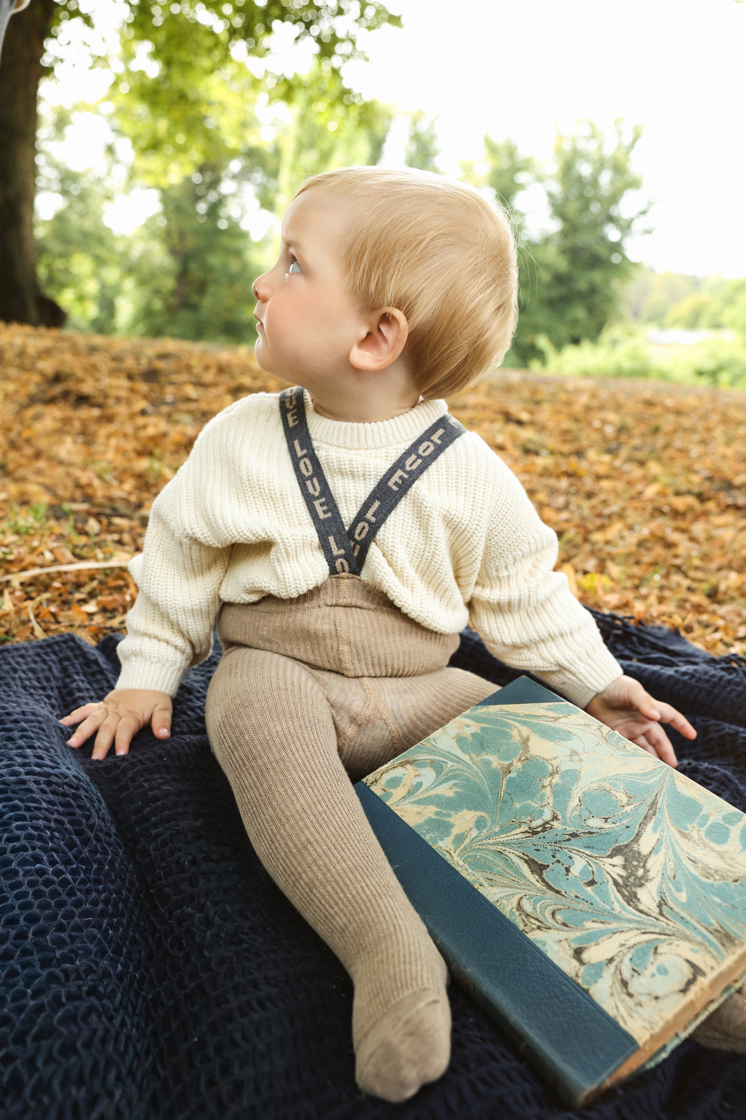 Silly Silas® | Classic strømpebukse med seler – Peanut Blend Patterned