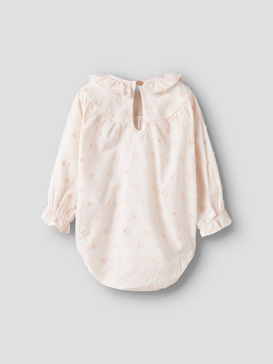 Lil' Atelier Baby NETHE LS LOOSE ROMPER - Pastel Parchment - Torgunns Barneklær AS