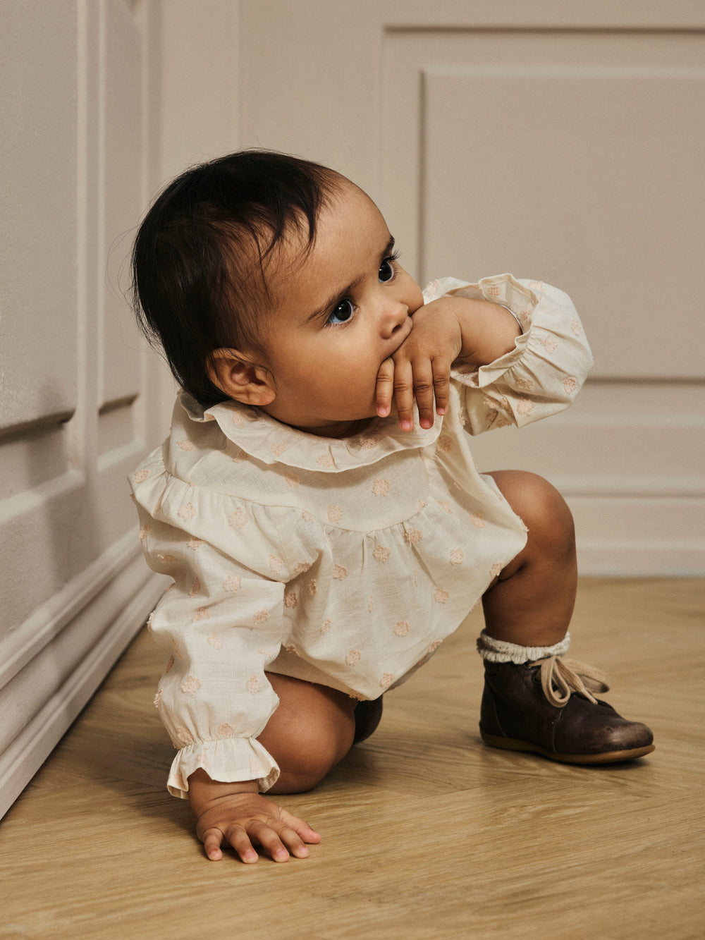 Lil' Atelier Baby NETHE LS LOOSE ROMPER - Pastel Parchment - Torgunns Barneklær AS