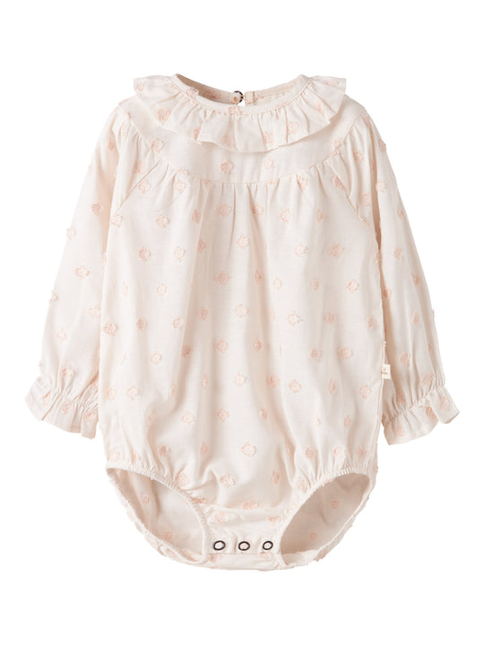 Lil' Atelier Baby NETHE LS LOOSE ROMPER - Pastel Parchment - Torgunns Barneklær AS