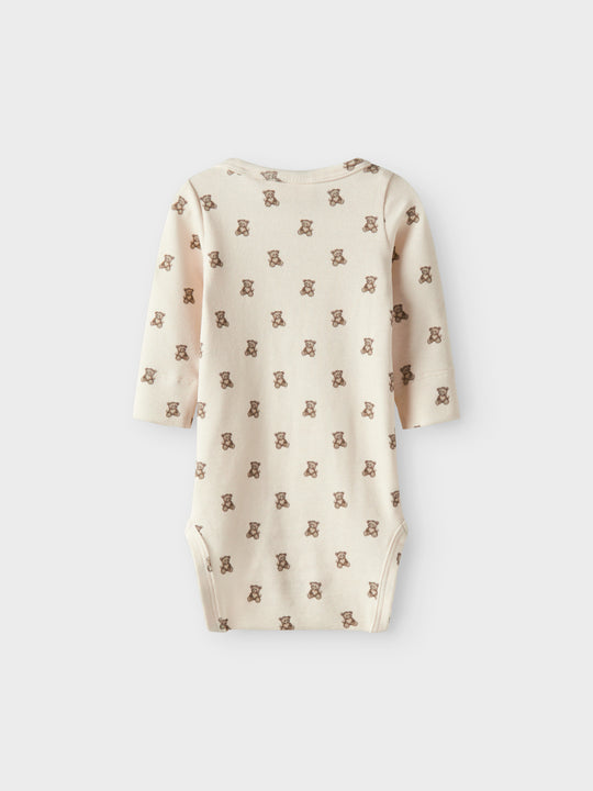 Lil' Atelier Baby GAYO ELO LS SLIM BODY NOOS - Turtledove | TEDDYBEAR - Torgunns Barneklær AS
