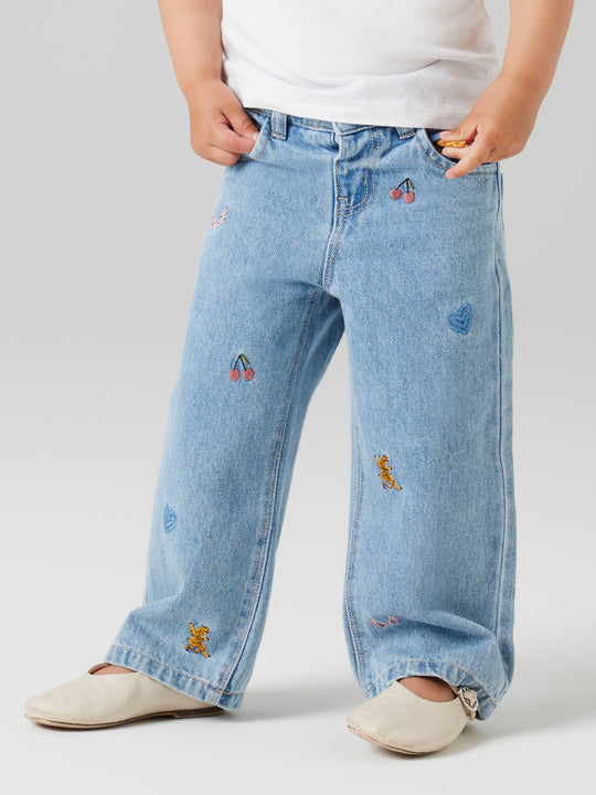 name it mini ROSE WIDE EMB JEANS - Light Blue Denim - Torgunns Barneklær AS