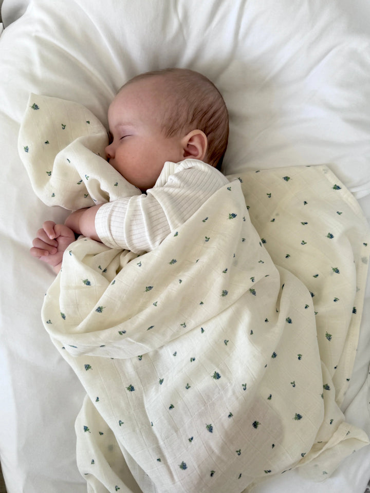 Jack o Juno | Muslin Blanket - Berry Blue