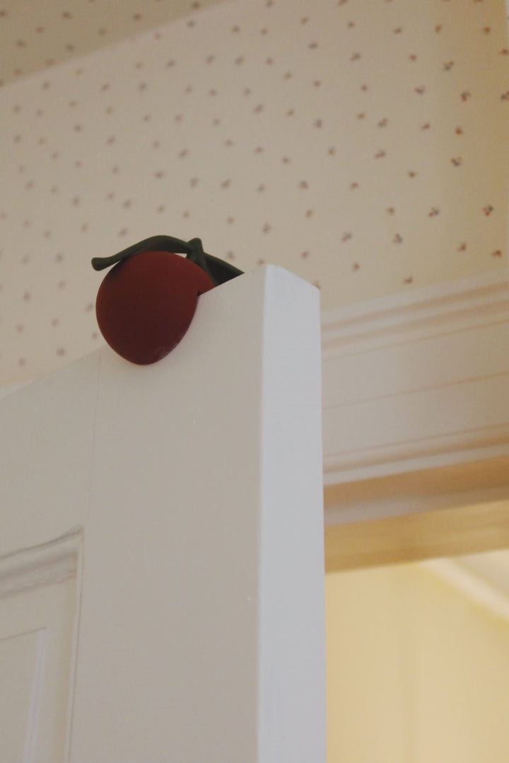 Konges Sløjd | Door Stop Cherry dørstopper – Cherry