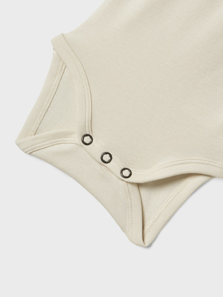 Lil' Atelier Baby GAYO SAR LS SLIM BODY - Turtledove - Torgunns Barneklær AS