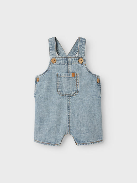 Lil' Atelier Baby HILBERT DENIM SHORT OVERALL - Light Blue Denim - Torgunns Barneklær AS