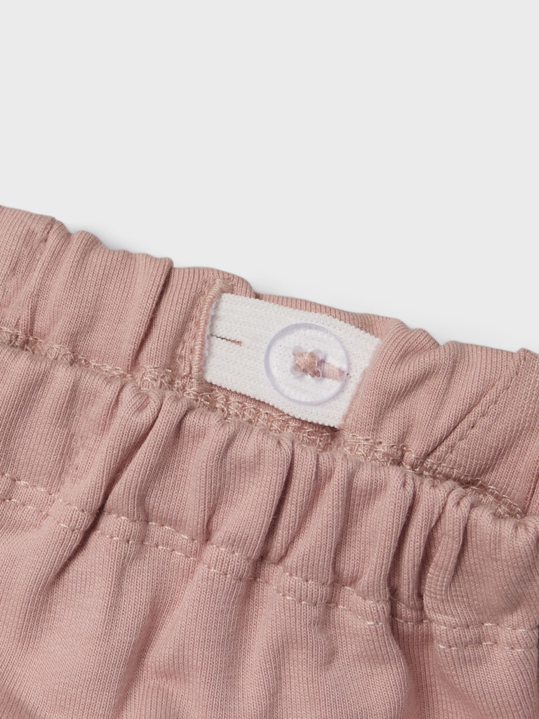 Lil' Atelier Baby OMADS LOOSE SWEAT PANT - Misty Rose - Torgunns Barneklær AS