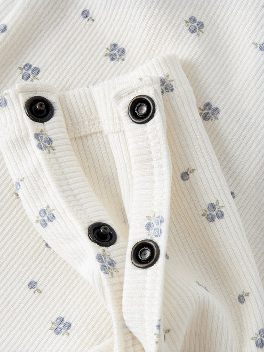 Lil' Atelier BABY LAGO MIO LS SUIT  - Coconut Milk | Blueberry - Torgunns Barneklær AS