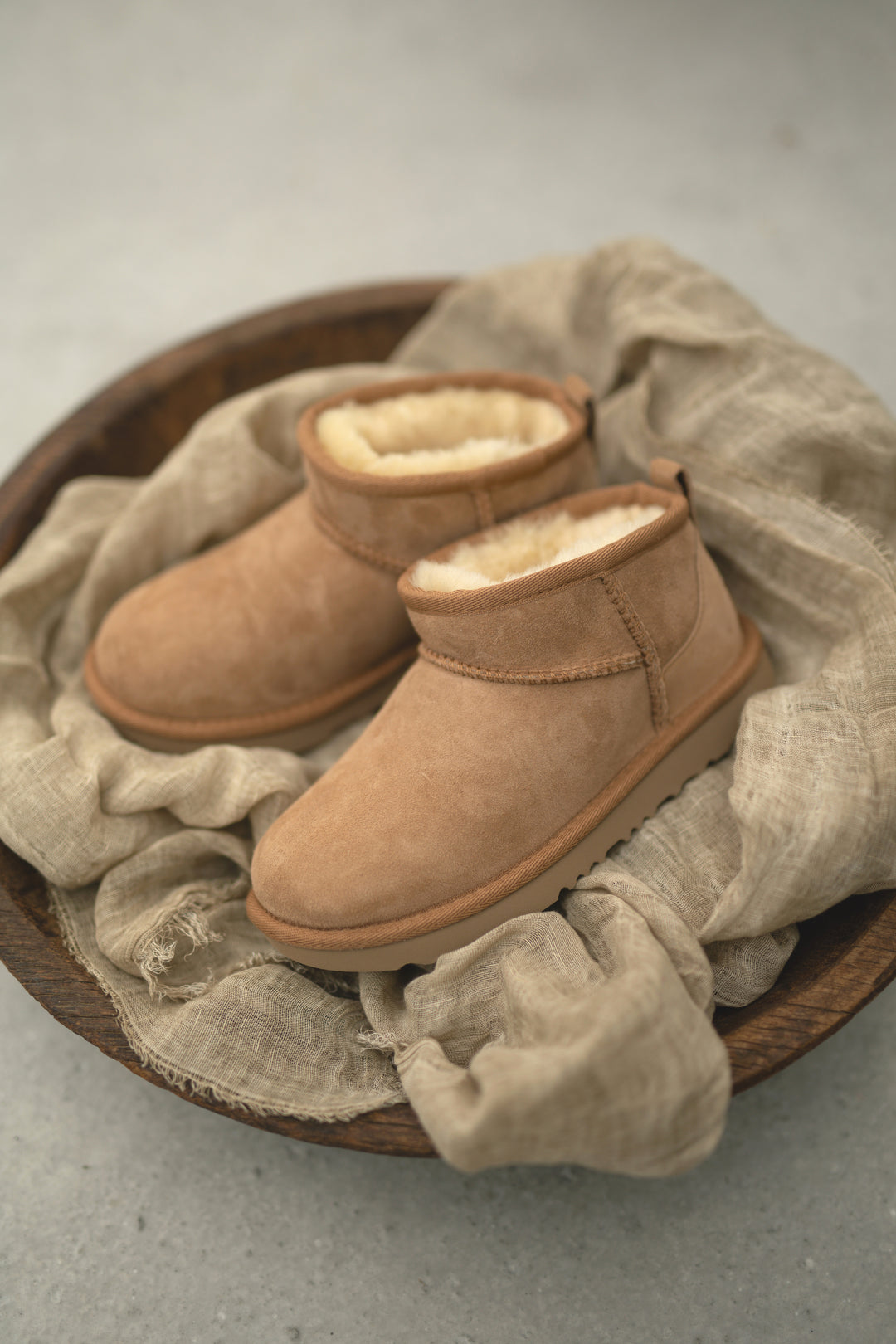 UGG Kids | Classic Ultra Mini – Chestnut
