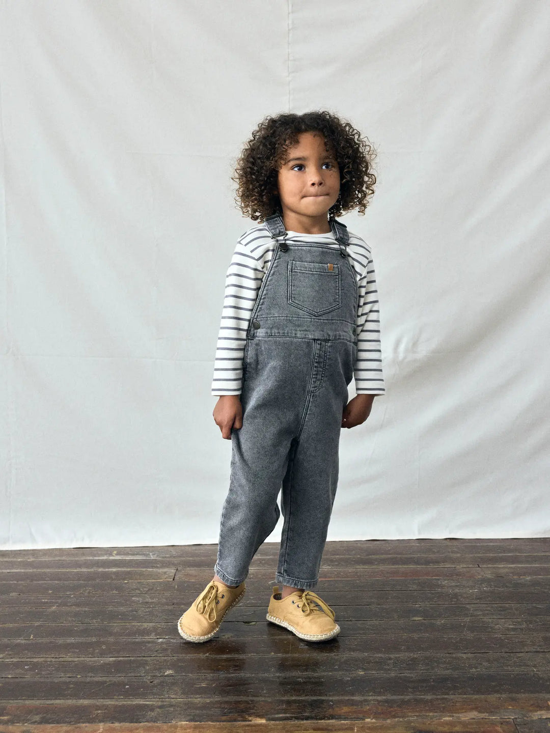 Lil' Atelier Mini LULIA LOOSE DENIM OVERALL - Medium Grey Denim - Torgunns Barneklær AS