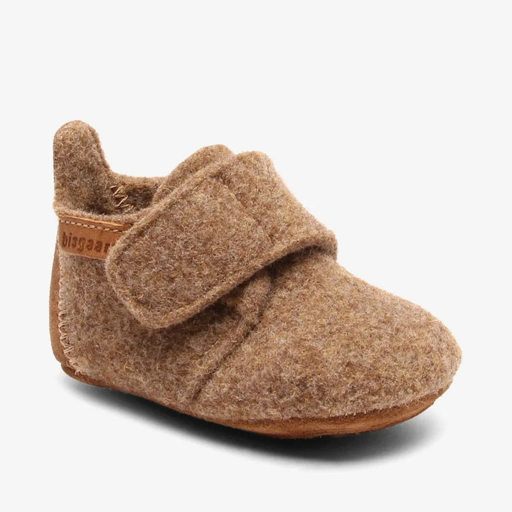 Myke ullsko for spedbarn med velcro, ideelle babyutstyr for 0-8 år