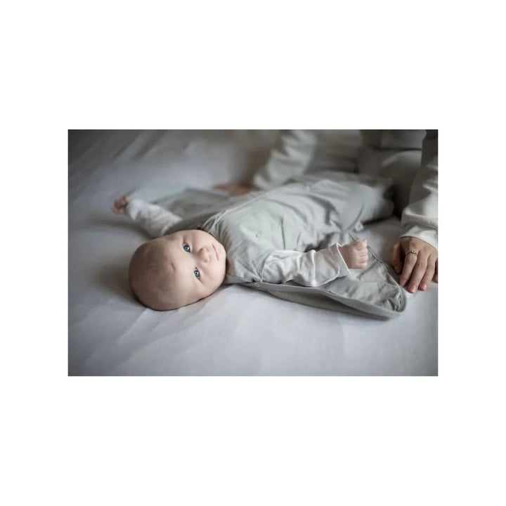 Easygrow | Swaddle Svøpepose - Grå | Torgunns Barneklær AS