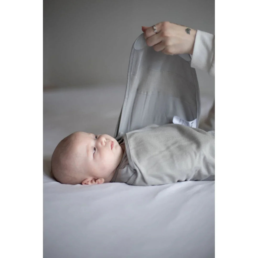Easygrow | Swaddle Svøpepose - Grå | Torgunns Barneklær AS