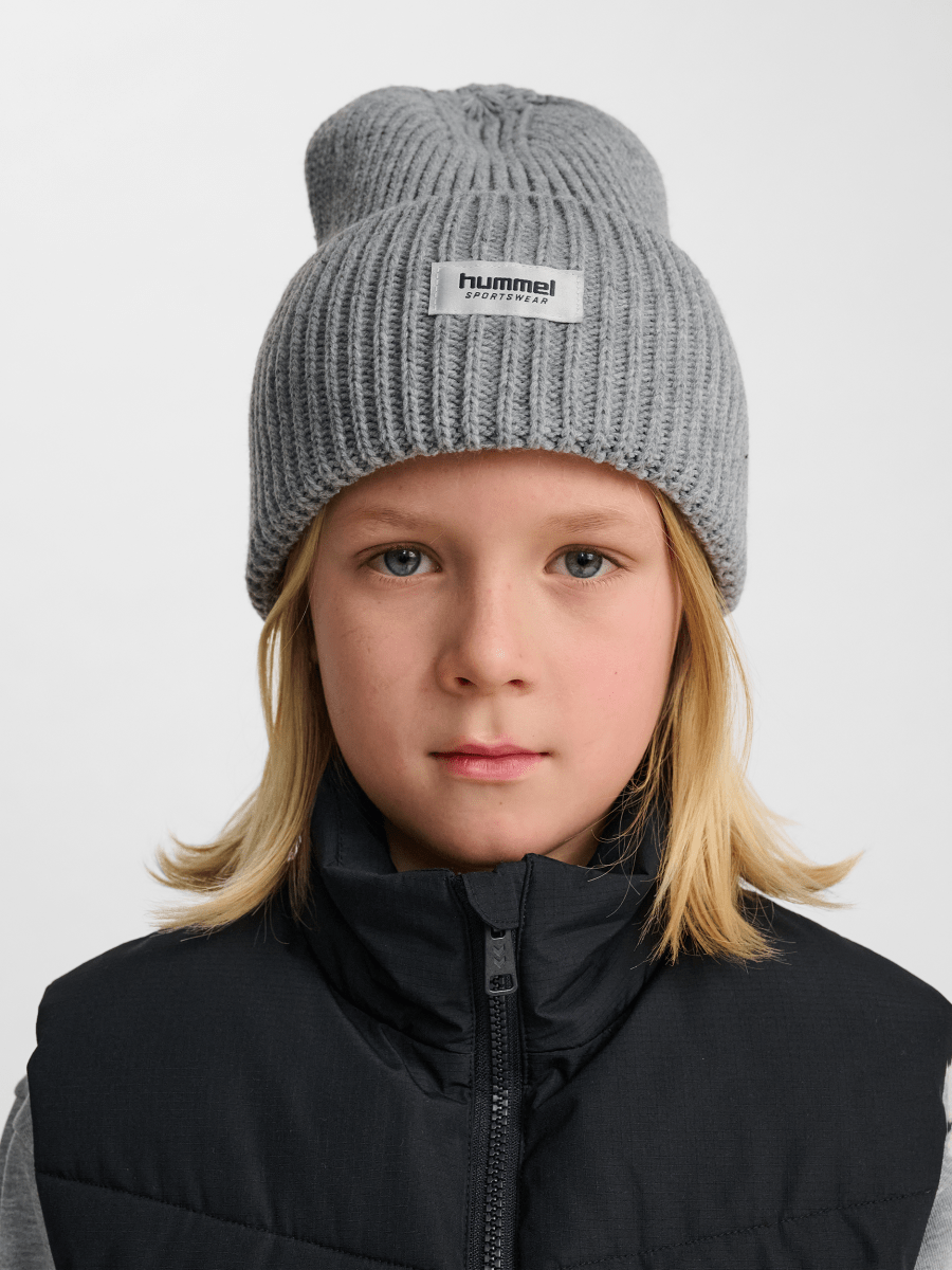hummel hmlJR HEAVY RIB KNIT BEANIE - GREY MELANGE | Torgunns Barneklær AS