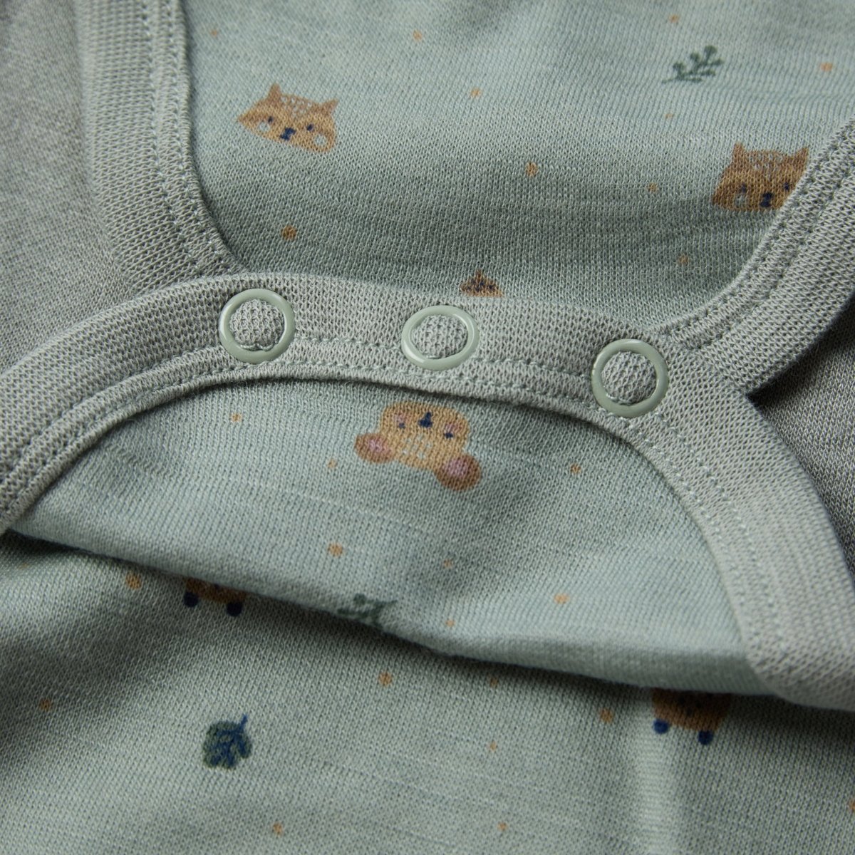 Hust & Claire | Baloo Forest Ull/Bambus Body – Slate Green | Torgunns Barneklær AS