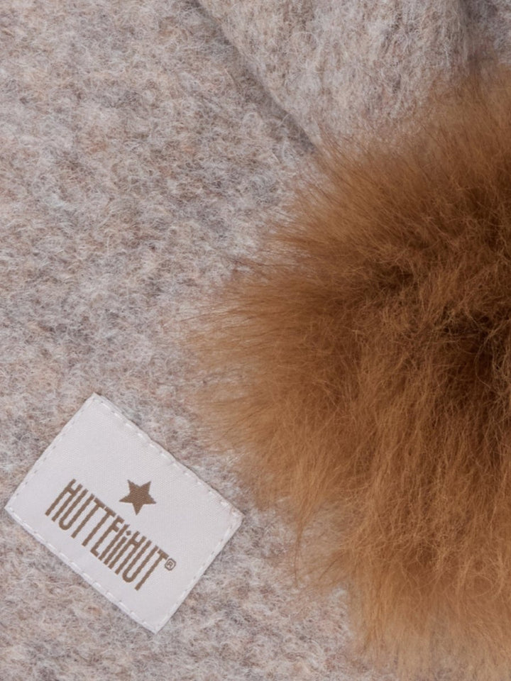HUTTEliHUT | Balaclava Wool Alpaca Pompoms - Camel Melange | Torgunns Barneklær AS