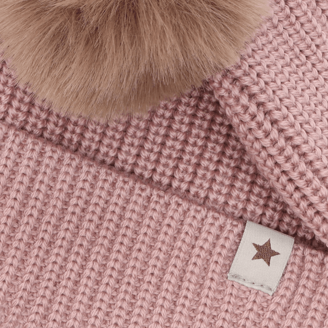 HUTTEliHUT | Beanie Wool Knit Pompoms - Woodrose | Torgunns Barneklær AS
