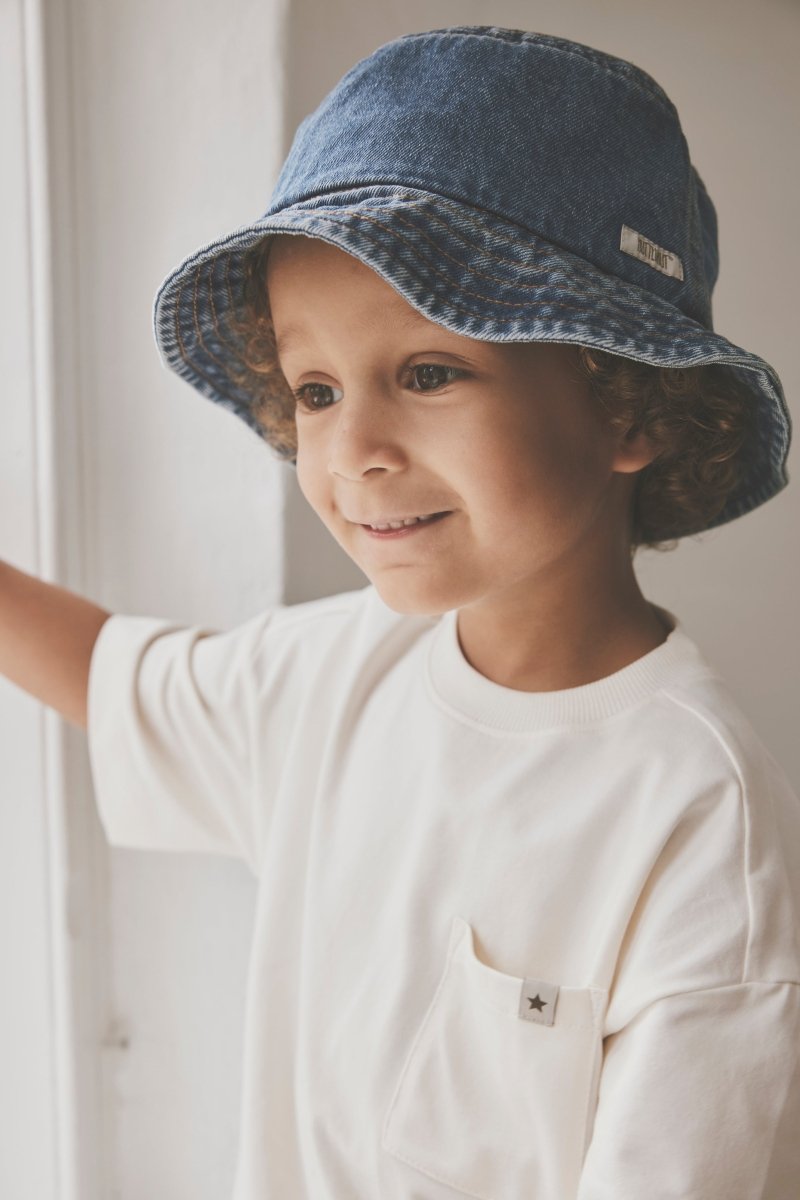 HUTTEliHUT | Bøttehatt Denim - Navy Blazer | Torgunns Barneklær AS