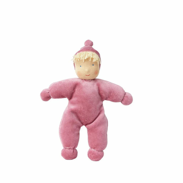 Myk rosa dukke i ull med lue, perfekt som babygave eller leketøy for spedbarn