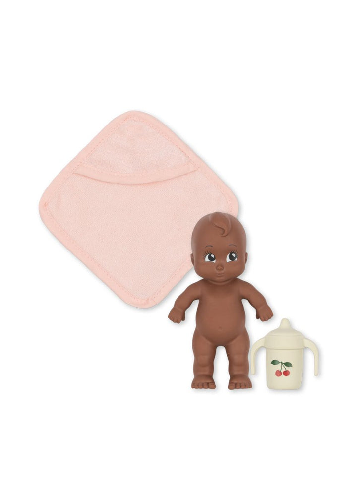 Konges Sløjd | Bath Buddy badedukke – Niki | Torgunns Barneklær AS