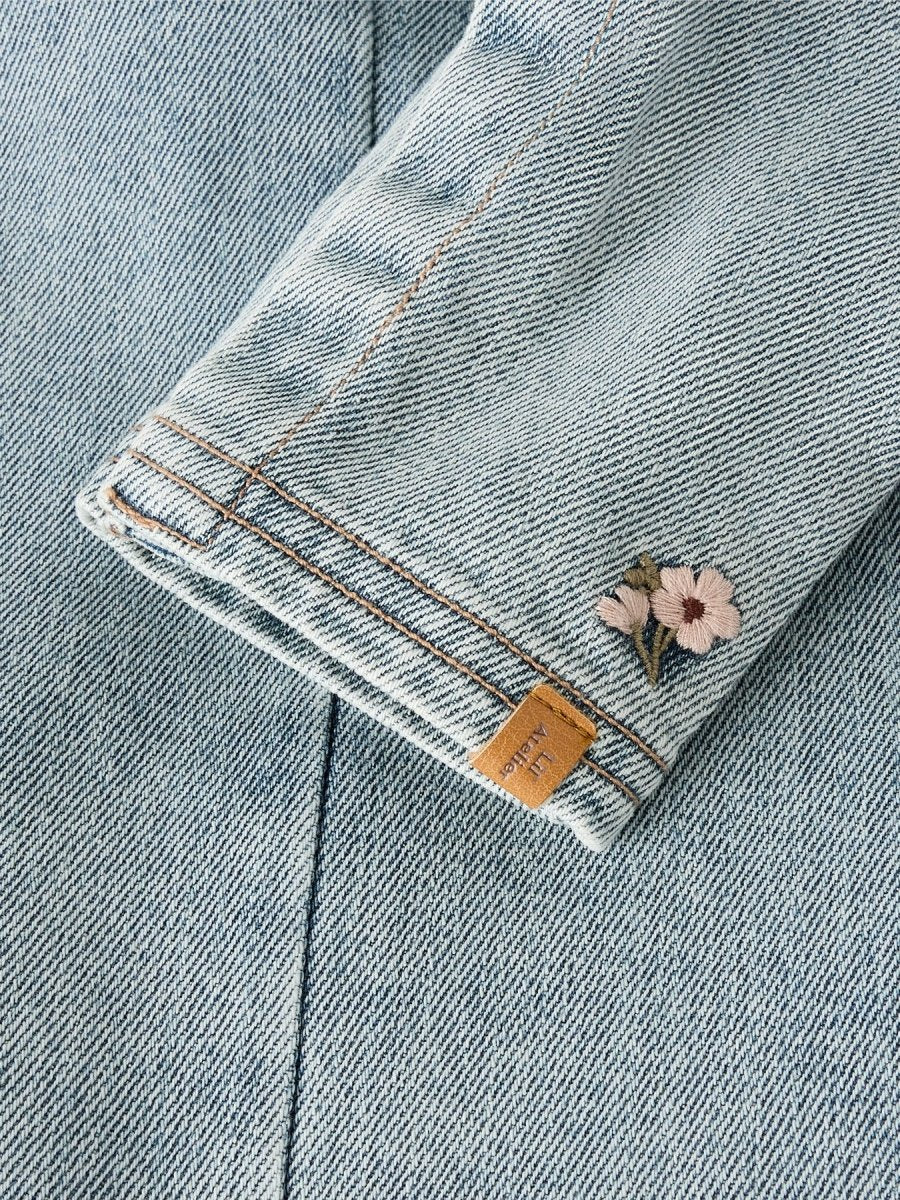 Lil' Atelier Baby DARLEE LOOSE DENIM OVERALL - Medium Blue Denim | FLOWER | Torgunns Barneklær AS