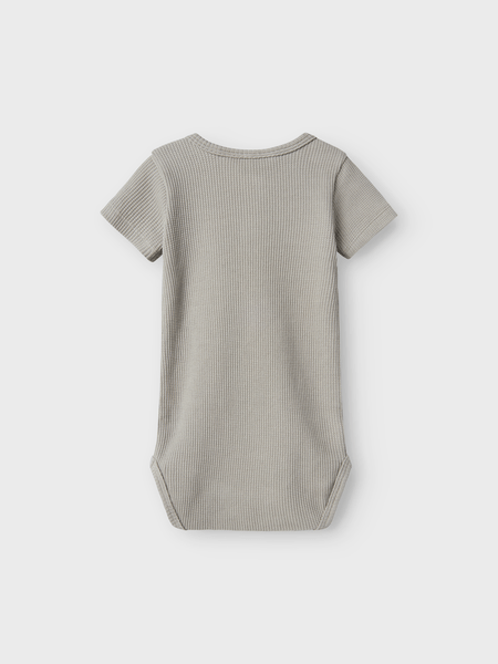 Lil' Atelier Baby DIEM SS BODY - Forest Fog | Torgunns Barneklær AS