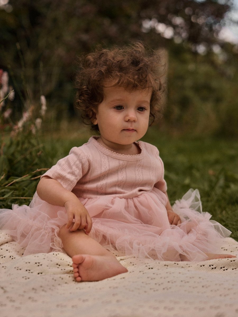 Lil Atelier Baby FANELLA Tyll bodykjole - Peach Whip | Torgunns Barneklær AS