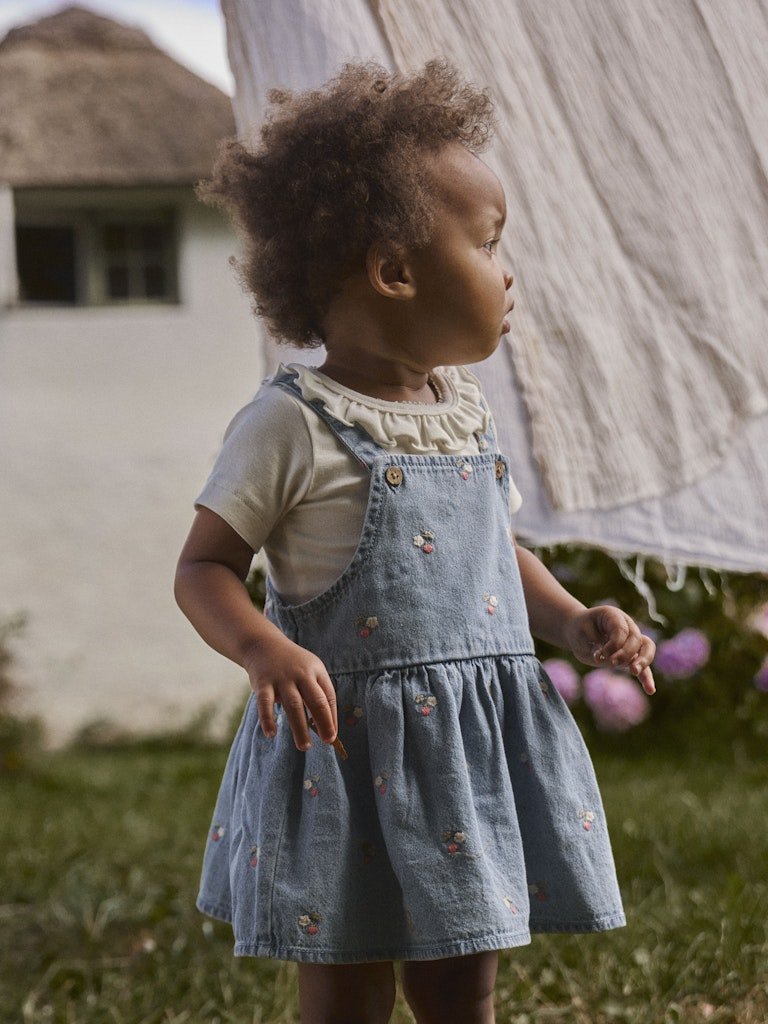 Lil Atelier Baby FUNDA DENIM smekkskjørt - Medium Blue Denim | Torgunns Barneklær AS